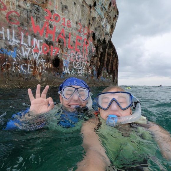 Meet your Posher, Peri - Picture 2 of 3